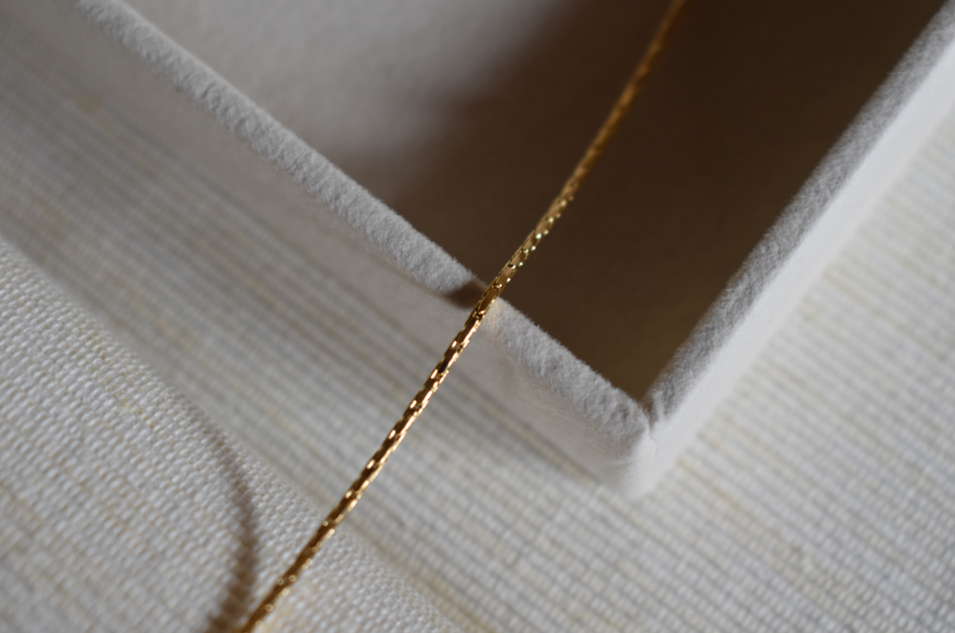 Nine Necklace Gold