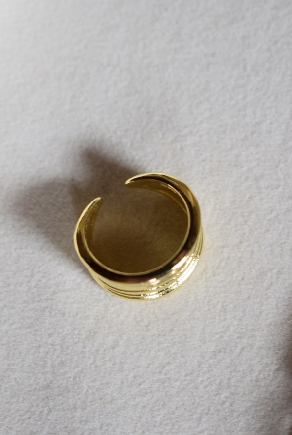 Lines Ring